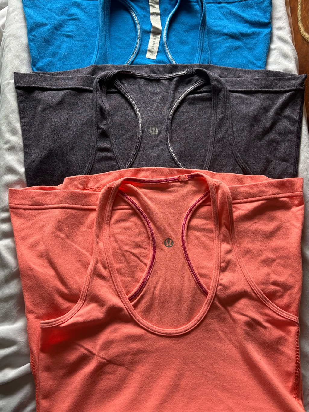 Lululemon Athletica Cool Race Back Tank Tops. Size 4